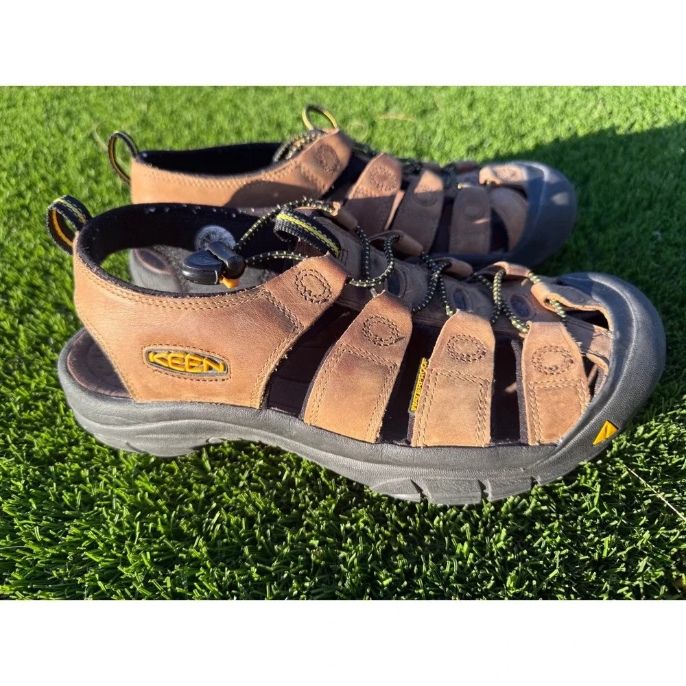 Keen Newport H2 Mens 11.5 Brown Waterproof Leather Hiking Sandals Water Shoes
